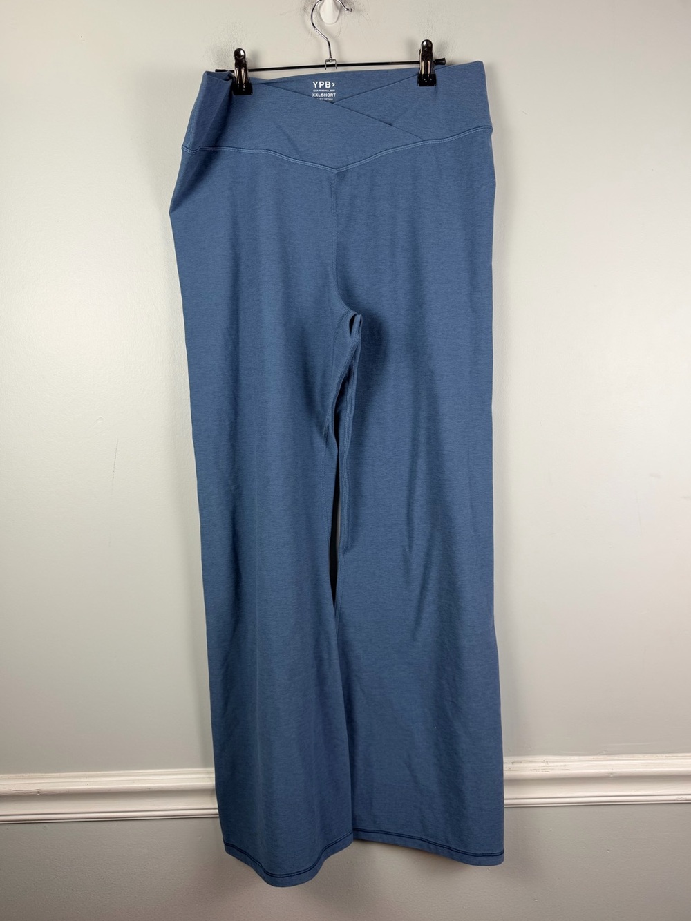 Abercrombie & Fitch YPB blue crossover wide leg yoga pants size XXL short